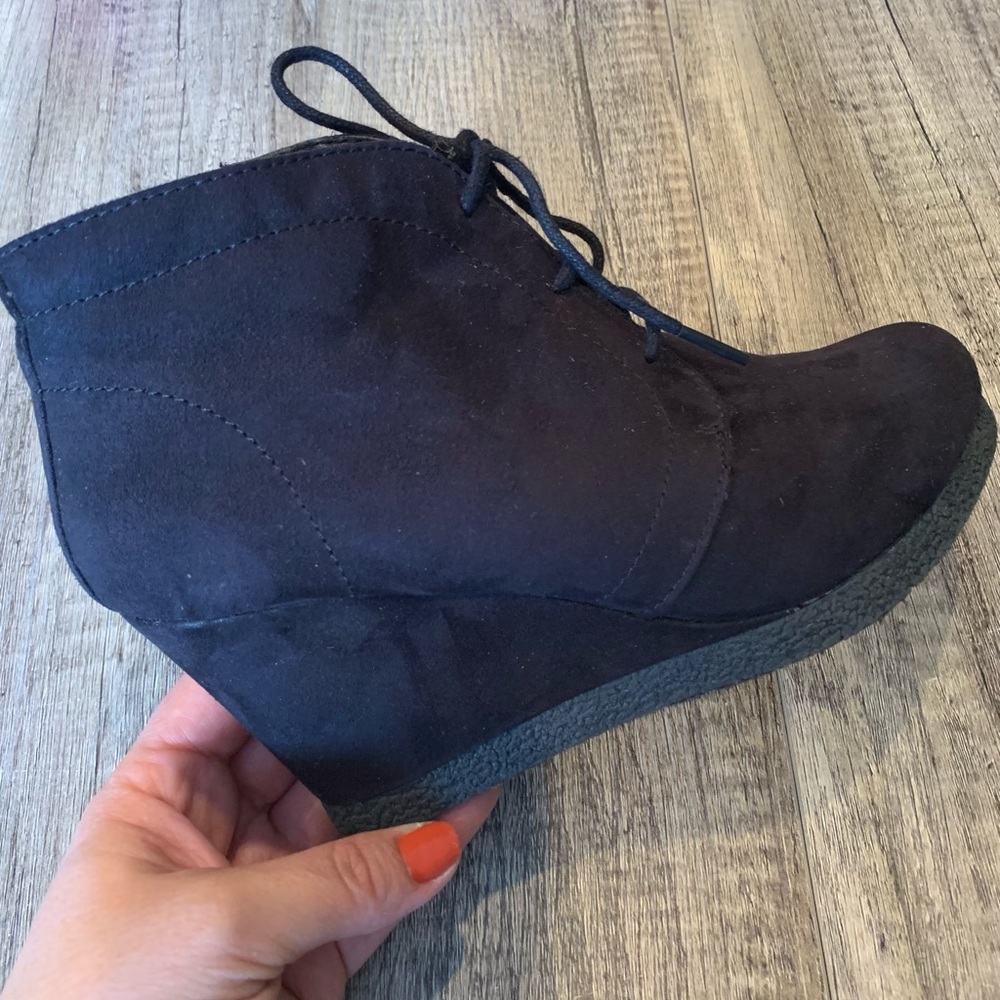 Merona black booties